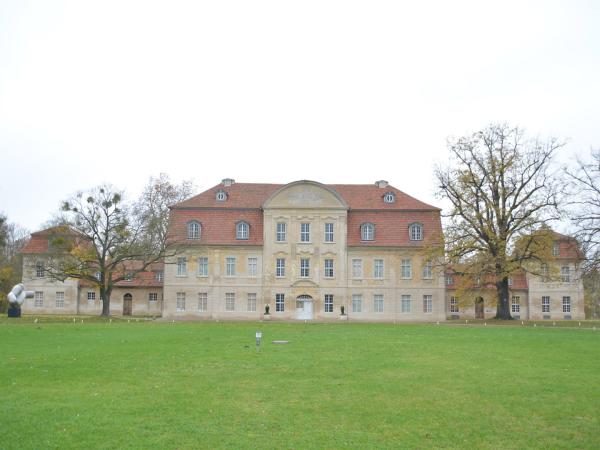 Kummerow-Schloß.jpg